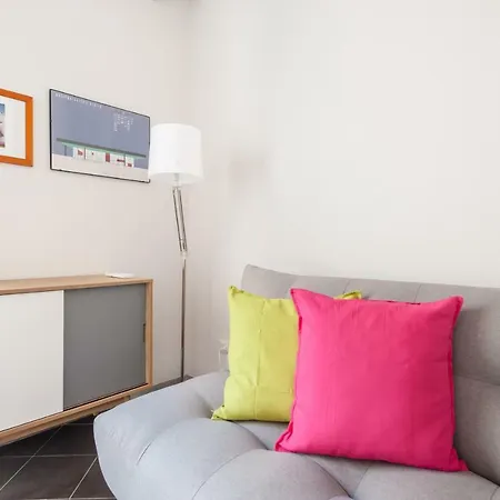 Downtown Quiet With Terrace And Lift Apartment *